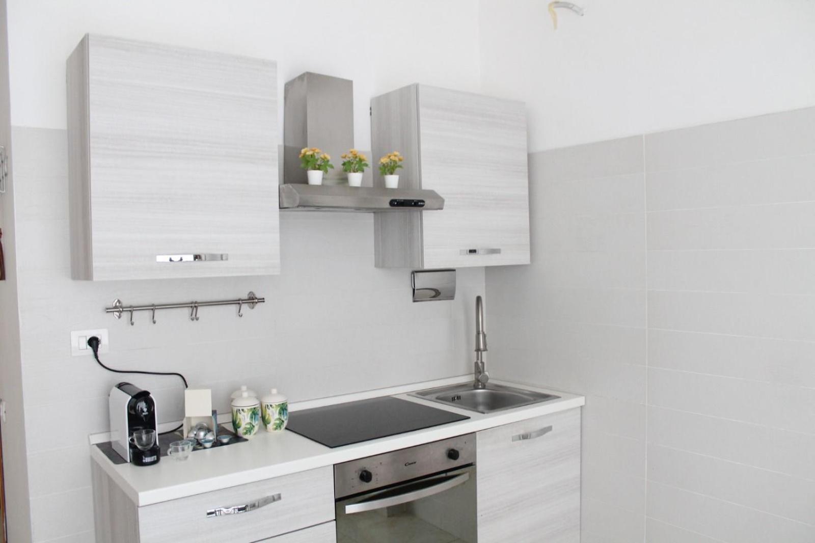 B&B Central Rooms 137 Νάπολη Εξωτερικό φωτογραφία