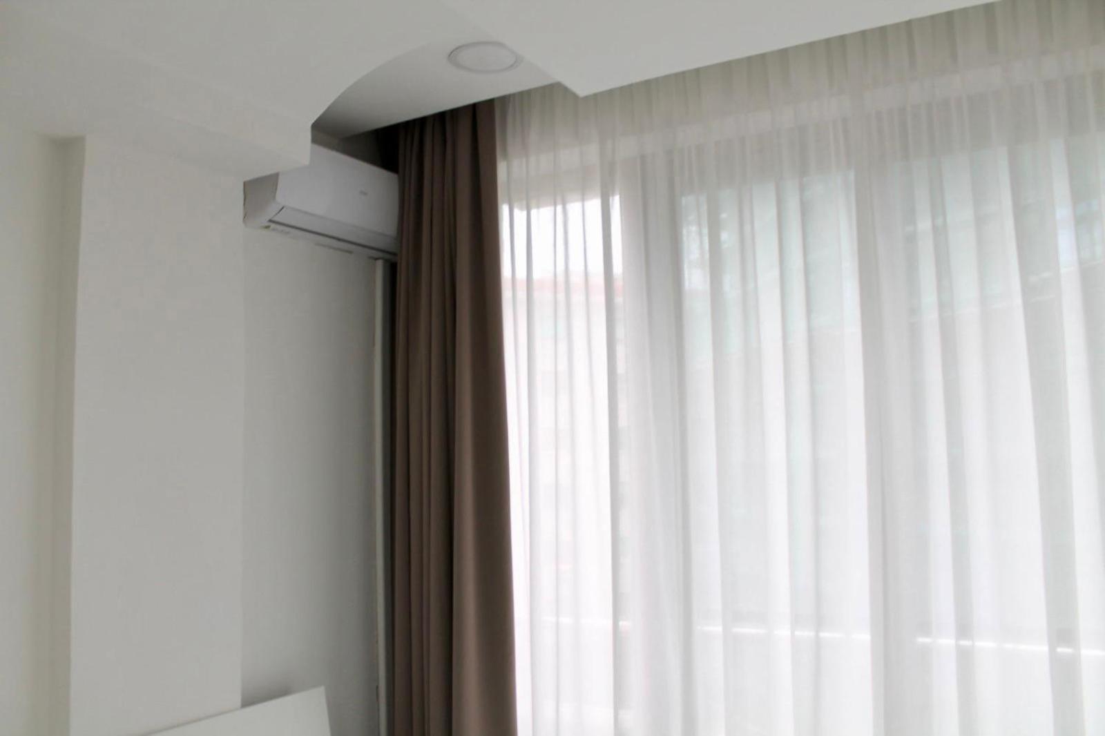 B&B Central Rooms 137 Νάπολη Εξωτερικό φωτογραφία